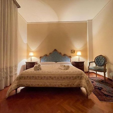Royal Suite - Near Station & City Center Modena Exterior foto