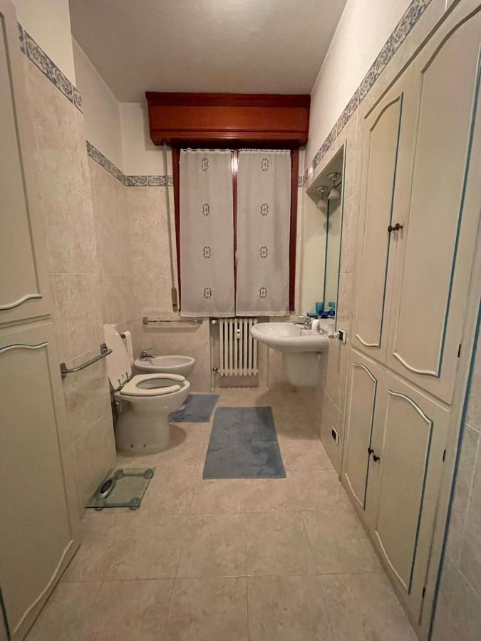 Royal Suite - Near Station & City Center Modena Exterior foto